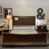 Wood Bed (King)