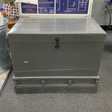 Trunk / Chest (floor sz)