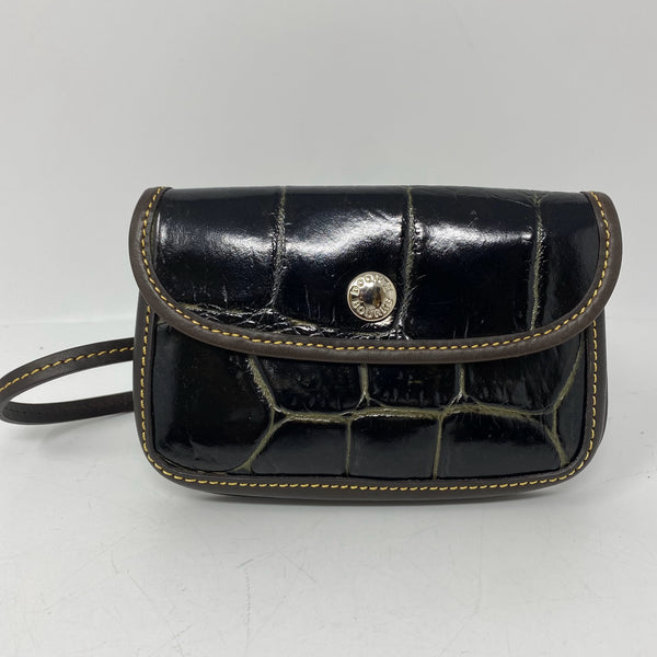 Dooney & Bourke designer  wristlet