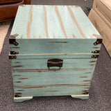 Trunk / Chest (floor sz)