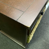 Wood Stand (TV)