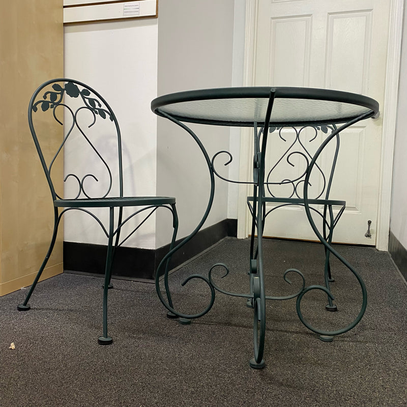 Table (Outoor W/ Chairs)