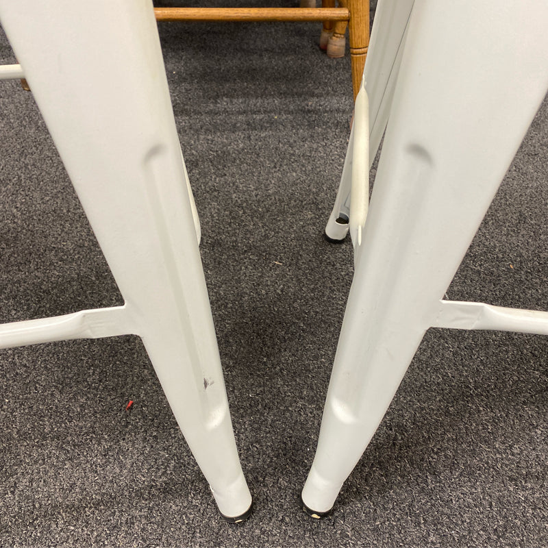 Metal Stool (Bar - With Back)