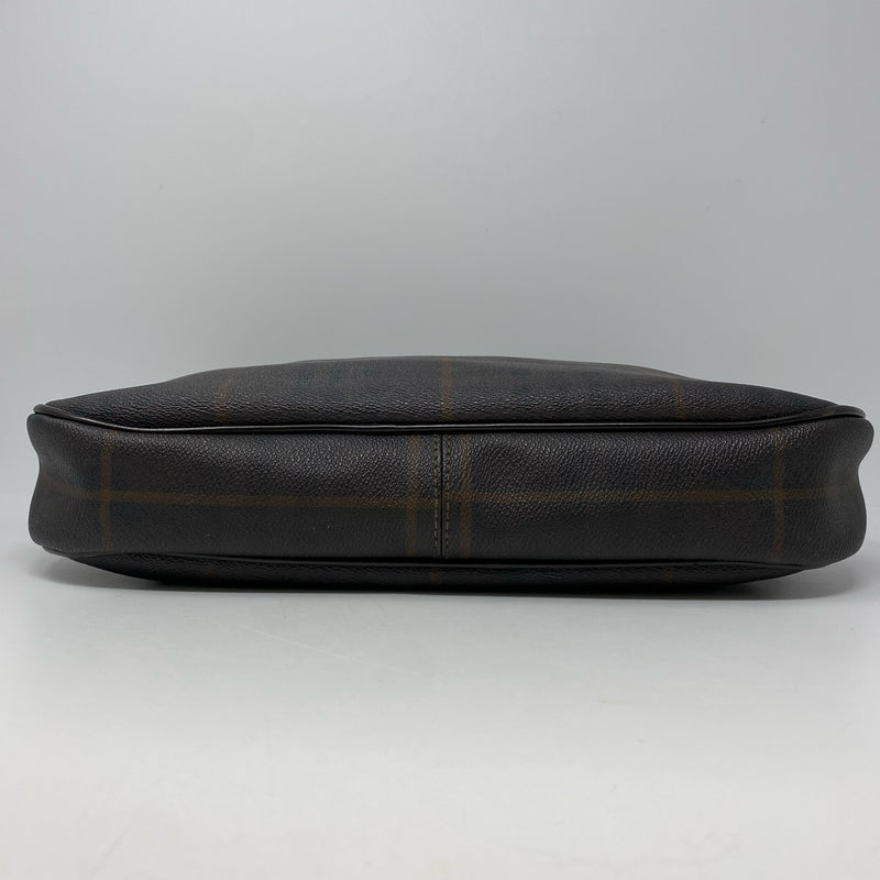 Burberry designer  purse
