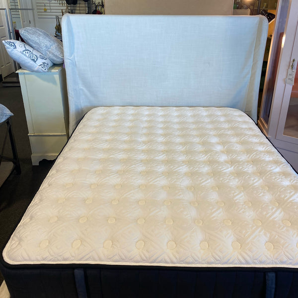 Fabric Bed (Queen)