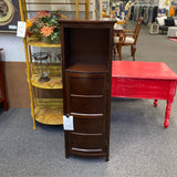 Cabinet (Short - Accent)