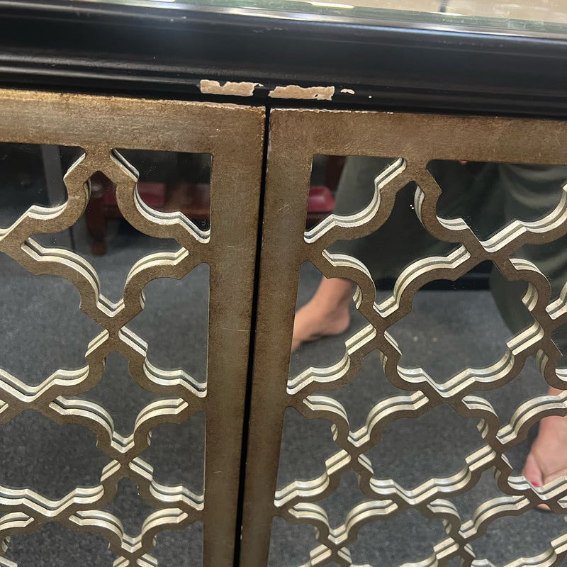 Cabinet (Credenza)