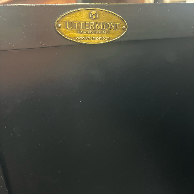 Cabinet (Credenza)