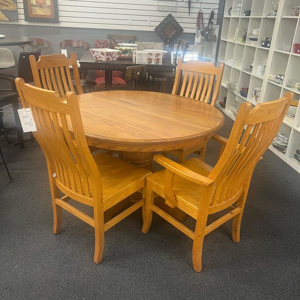 Table ( W/ Chairs)