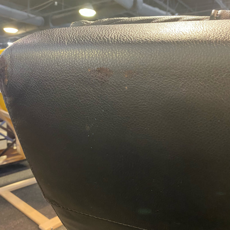 Pleather Chaise (Indoor)