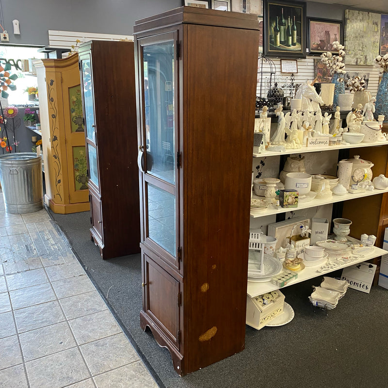 Cabinet (Curio)