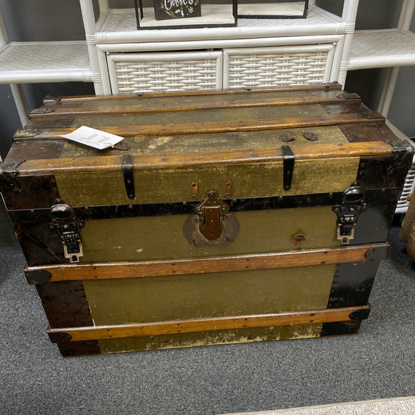 Trunk / Chest (floor sz)