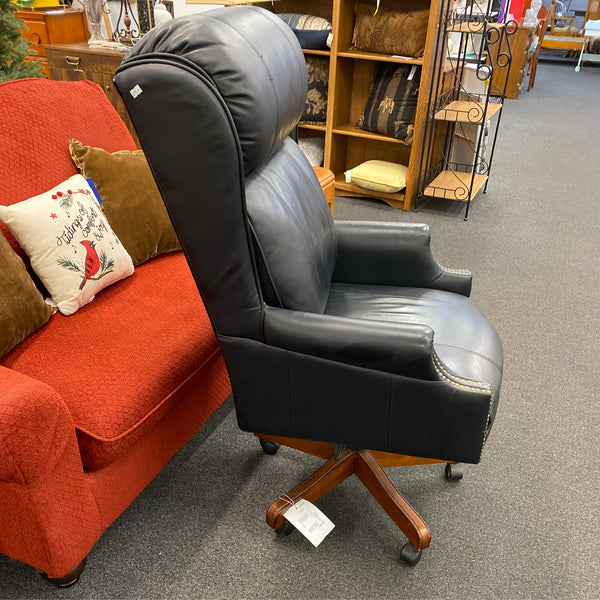 Chair (Office)