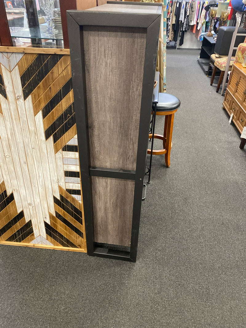 Cabinet (Floor Size)