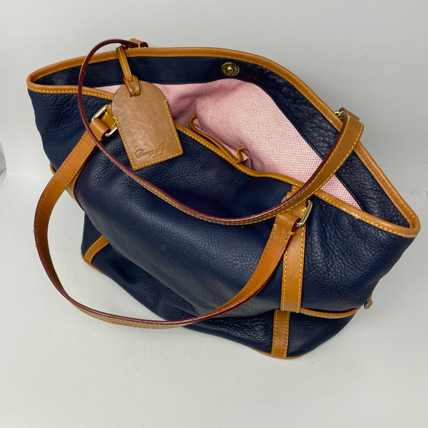 Dooney & Bourke designer  purse