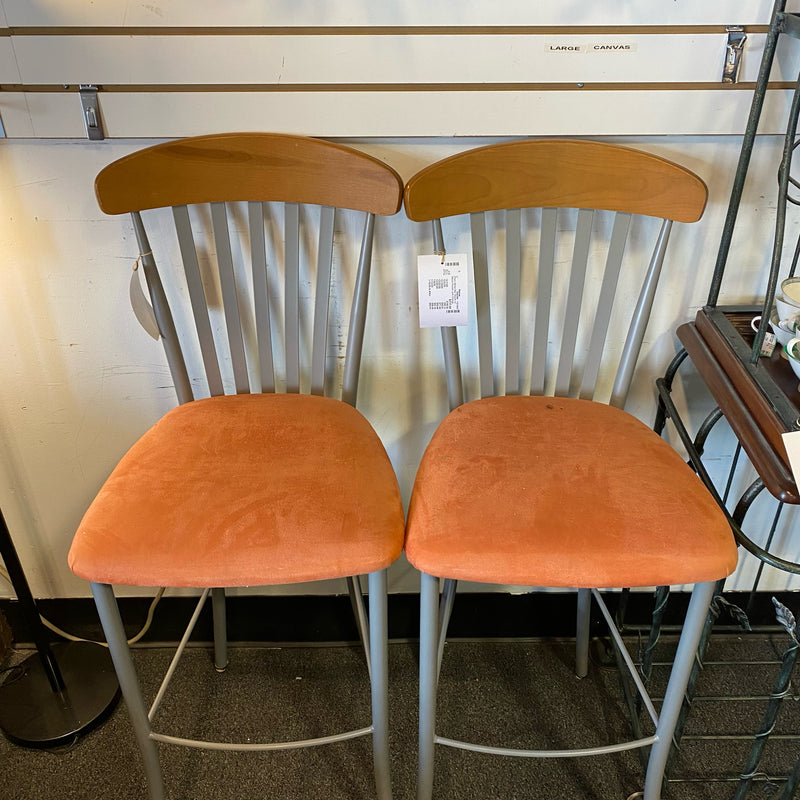 Metal and fabric Stool (Bar - With Back)