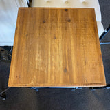 Wood Stand (Plant)