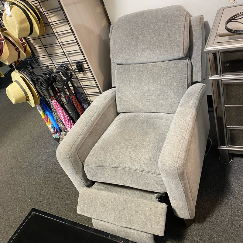Chair (Recliner)