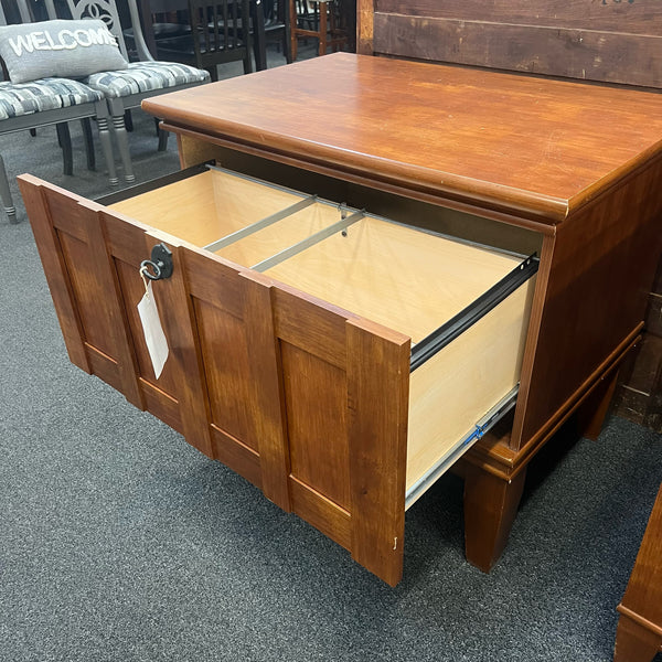 Cabinet (Filing)