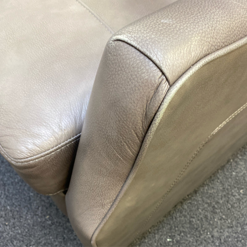 Chair (Recliner)
