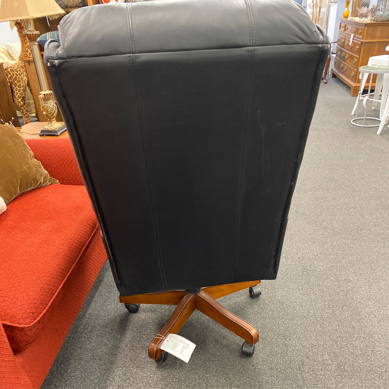 Chair (Office)