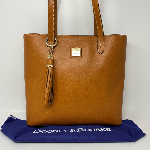 Dooney & Bourke designer  purse