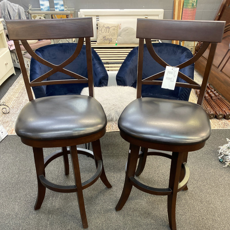 Stool (Bar - With Back)