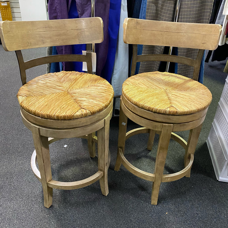 Wood and Wicker Stool (Bar - With Back)