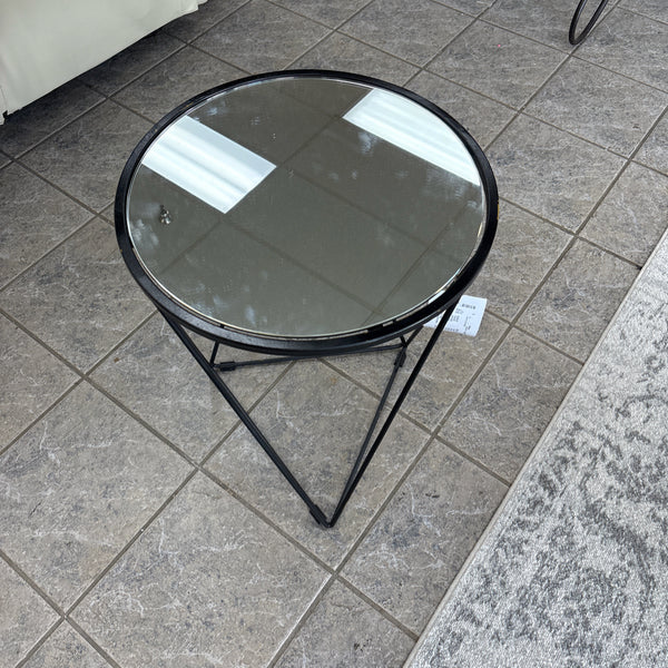 Table (Accent)