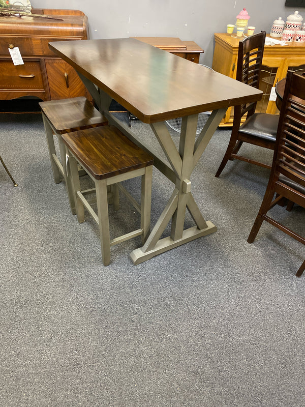 Table ( W/ Chairs)