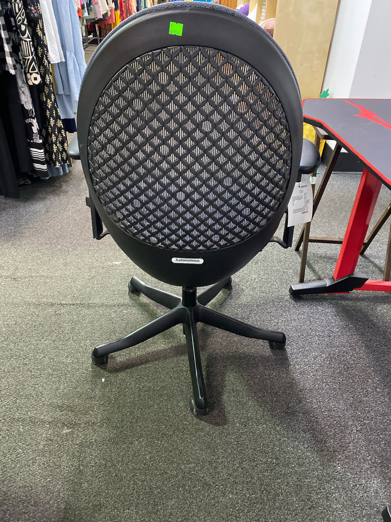 Plastic Chair (Office)