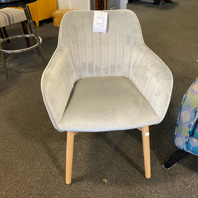 Fabric and wood Chair (Accent - single)