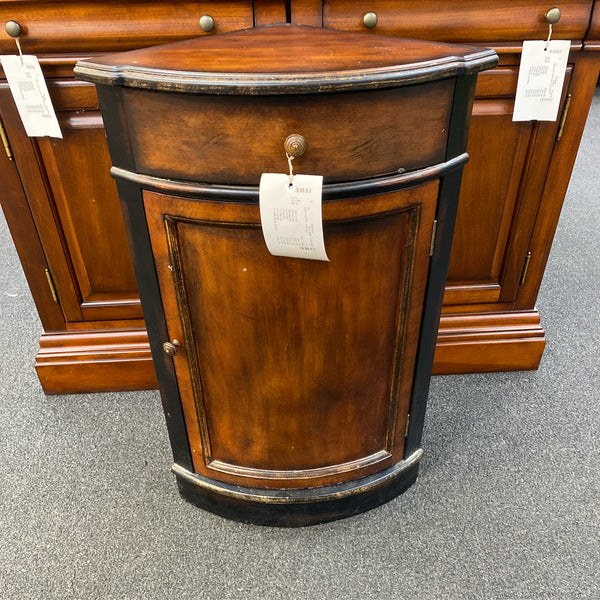 Cabinet (Floor Size)