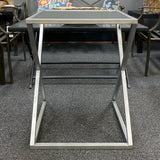 Table (Accent)