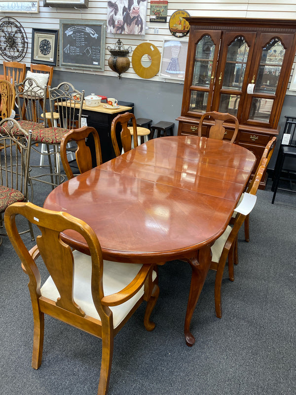 Wood Table ( W/ Chairs)