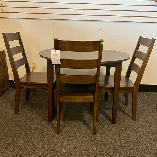 Table ( W/ Chairs)