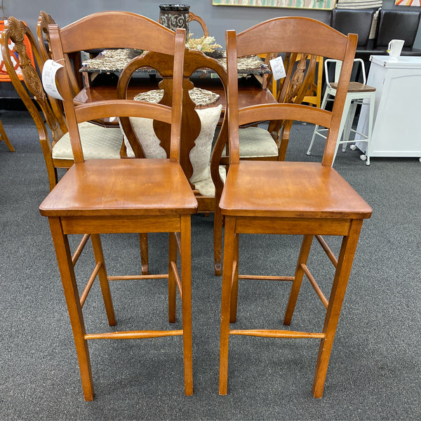 Stool (Bar - With Back)