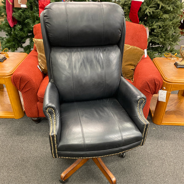 Chair (Office)