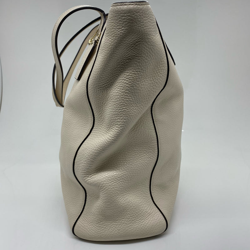Coach designer  purse