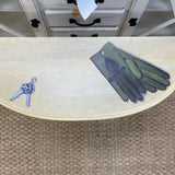 Table (Accent)