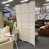 Screen / Divider