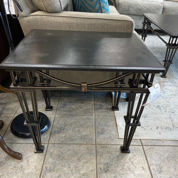 Metal Table ( End)