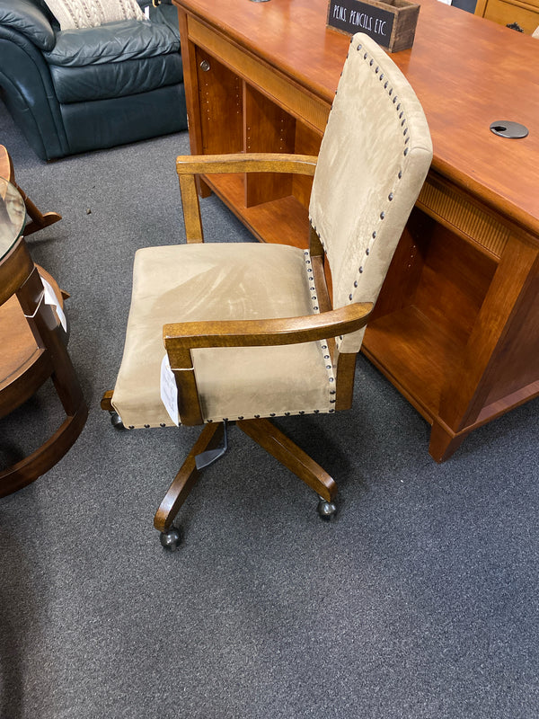Chair (Office)