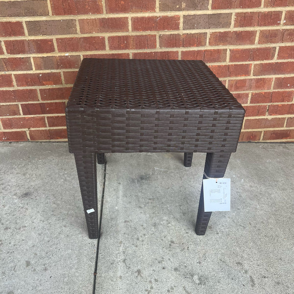 Table (Outdoor)