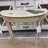Table (Accent)