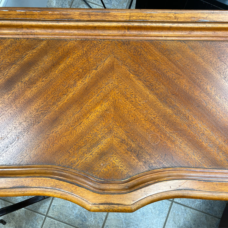 Table (Sofa)