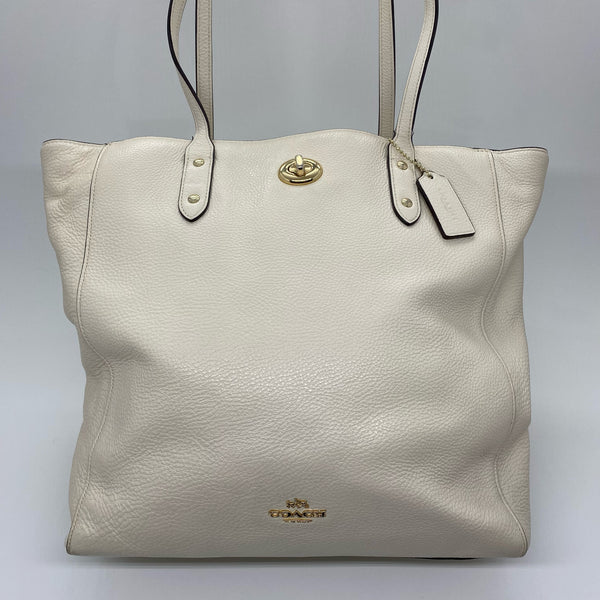 Coach designer  purse