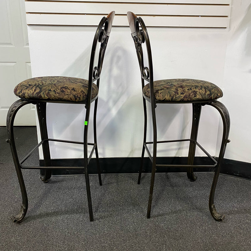 Metal Stool (Bar - With Back)