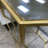 Table (Accent)