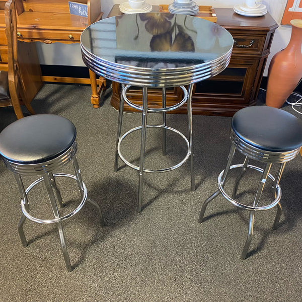 Metal Table ( W/ Chairs)